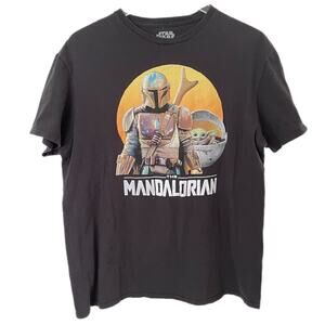 Star Wars Mandalorian Graphic TShirt Sz L
